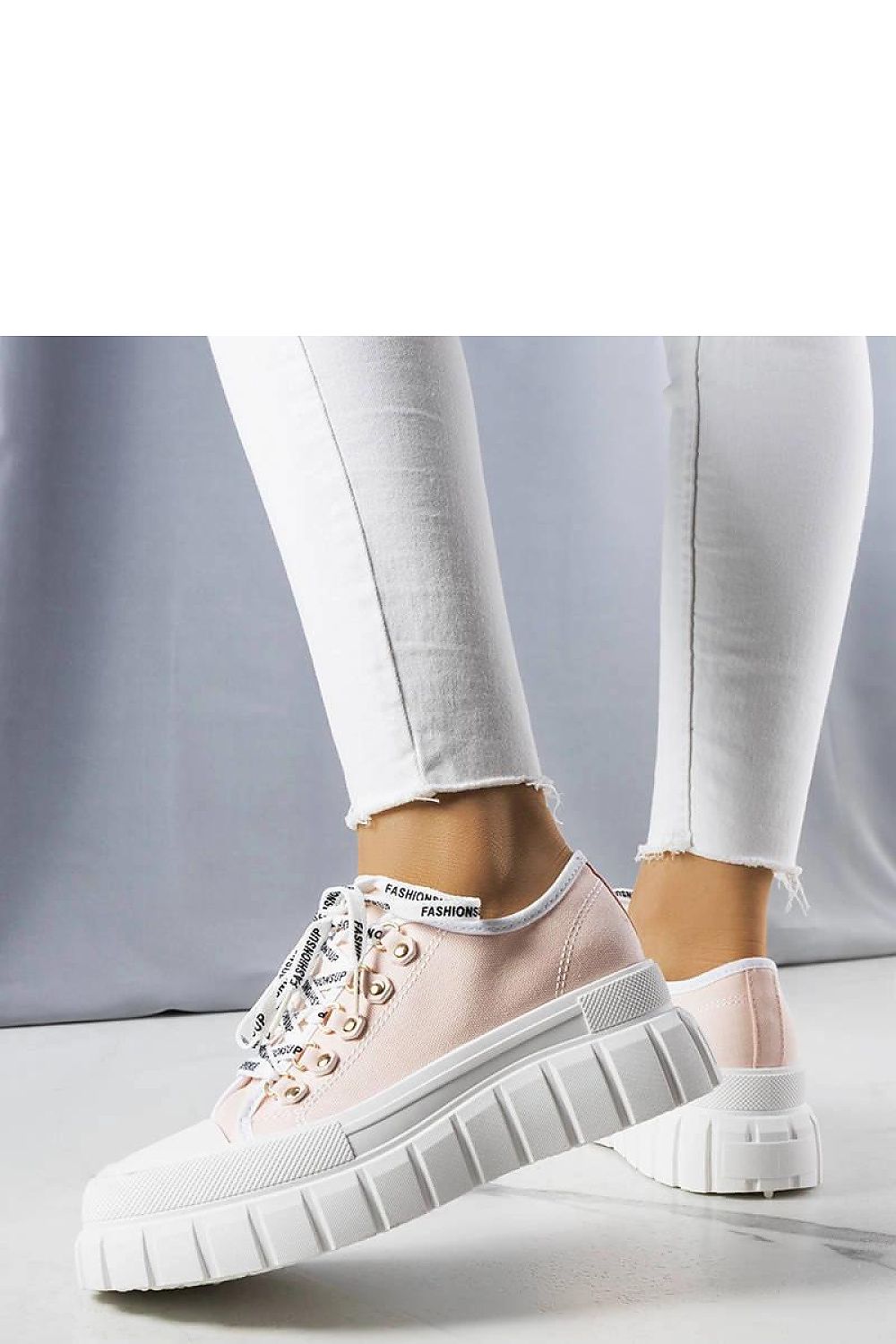 Solea Toni Pink Platform Sneakers featuring a 6cm heel, showcasing luxurious streetwear style with delicate stitching and a comfortable fibre insole.