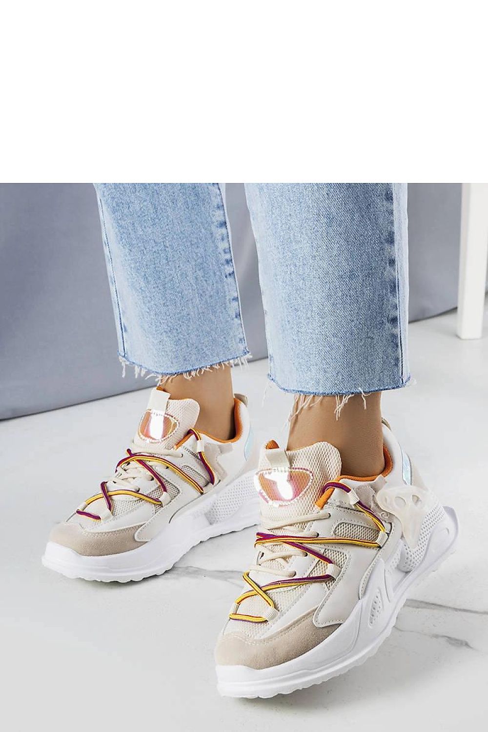 Luxury beige sneakers by Solea featuring a comfortable 5 cm heel, perfect for stylish summer outfits, available in EU sizes 36-41.