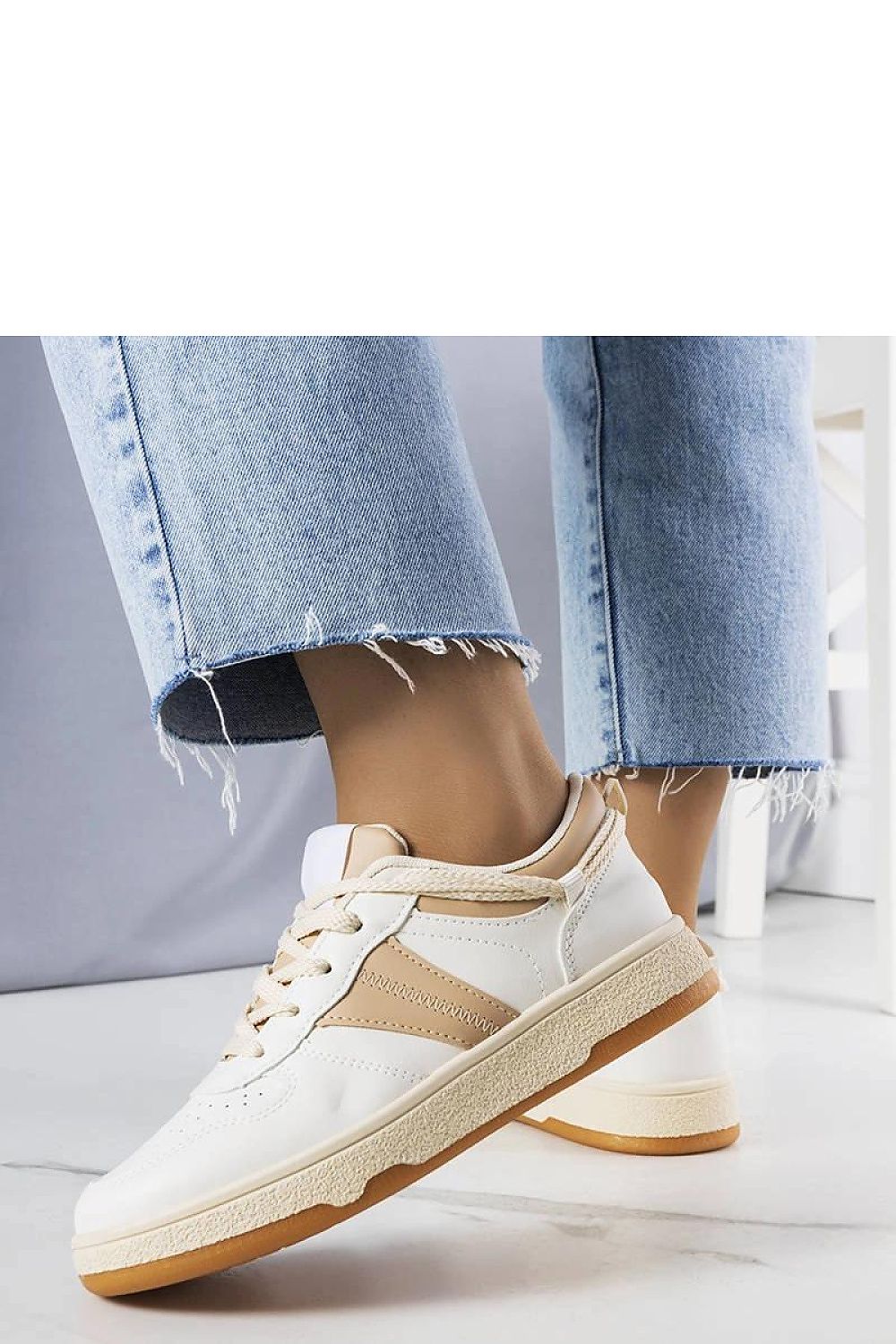 Stylish Solea Women's Marcella Sneakers - Perfect balance of chic aesthetics and practicality for the modern woman.