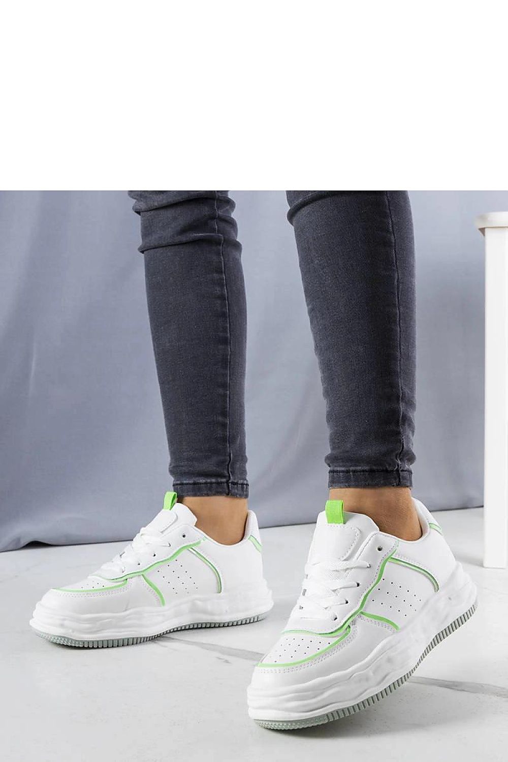 Solea Nettie white sneakers with elegant green inserts, showcasing a luxurious summer style and comfortable lace-up design.