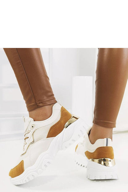 Close-up view of Solea Osorio Beige Sports Shoes showcasing high-quality fabric and eco-friendly materials, perfect for elegant summer outings.