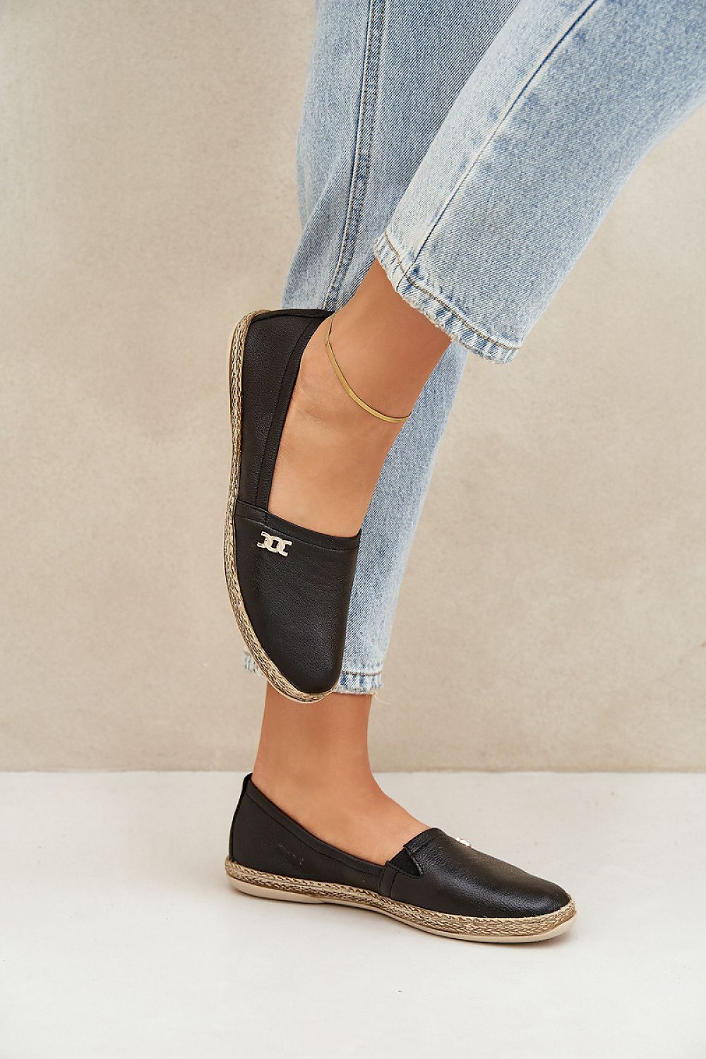 Sophisticated women's espadrilles in EU sizes 36-41 by Step in Style, perfectly crafted for casual summer outfits.