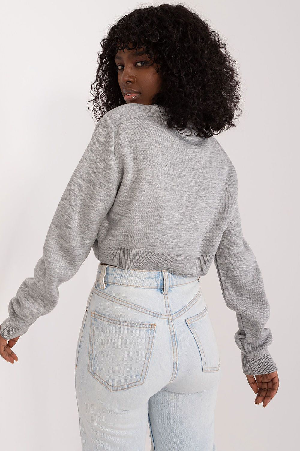 Chic ribbed finish of Badu's short women's sweater in EU size 0, offering a stylish accent for everyday wear.