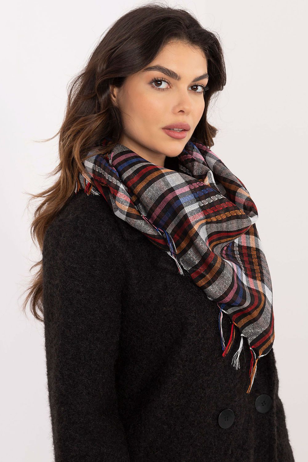 Luxurious checkered 100cm neckerchief scarf with decorative fringes by AT, perfect for elevating your everyday style.