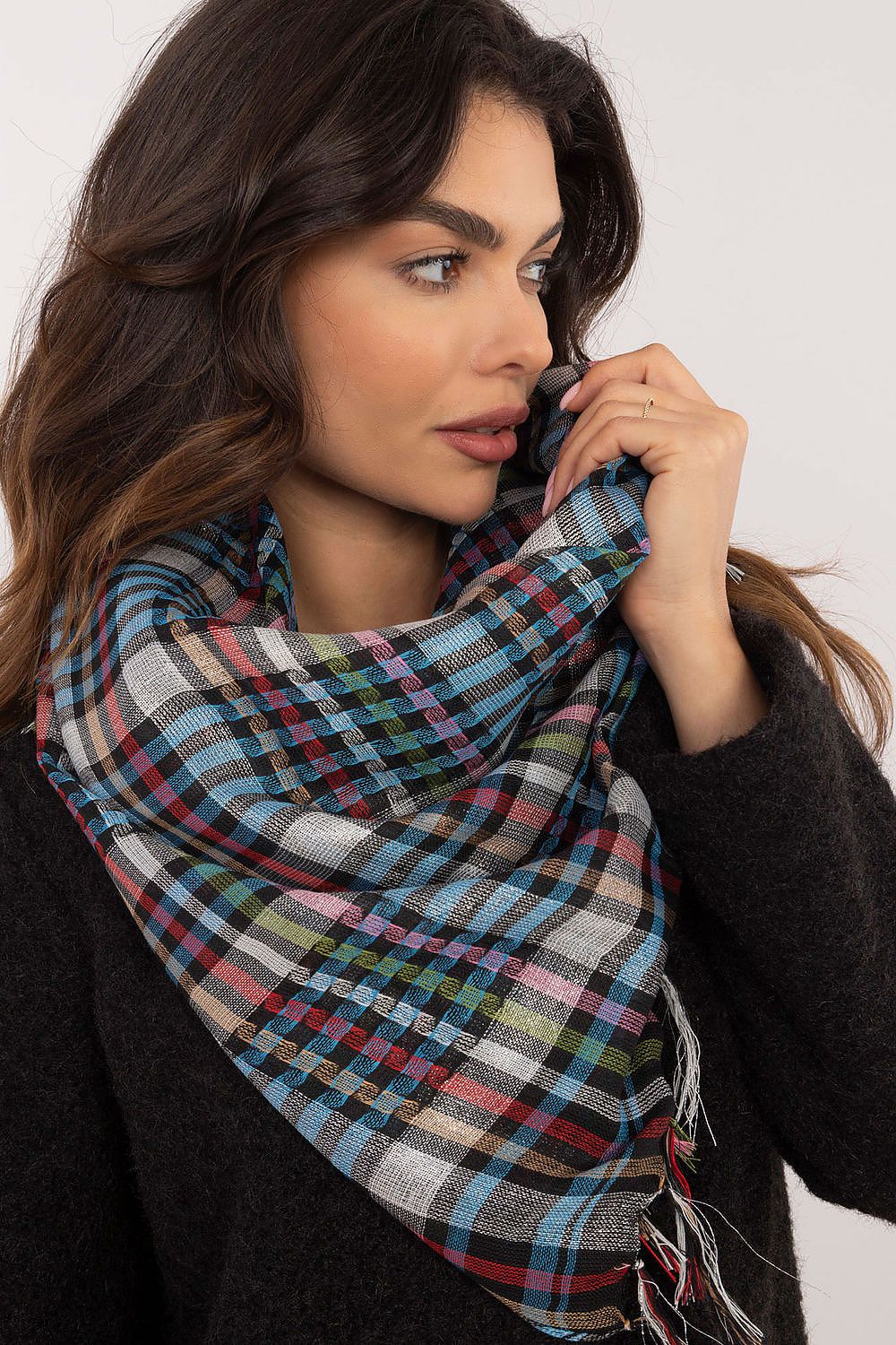 Elegant 100cm checkered neckerchief scarf with decorative fringes by AT, made from soft polyester and viscose blend for warmth and style.