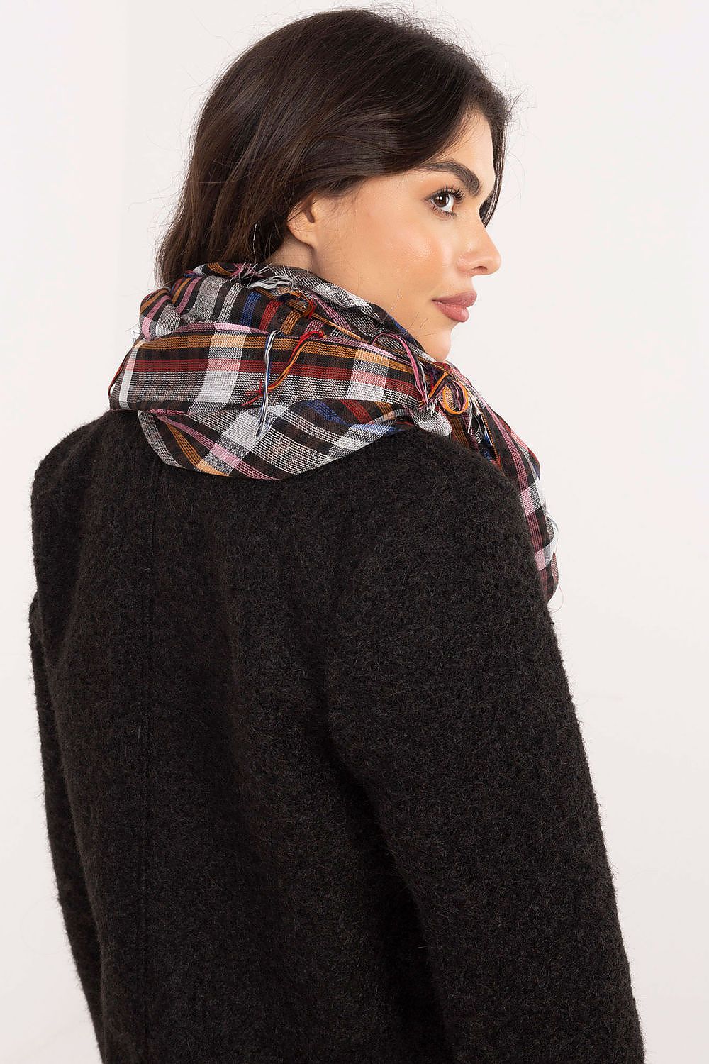 Elegant checkered neckerchief scarf by AT, 100cm with decorative fringes, crafted from a soft polyester and viscose blend.