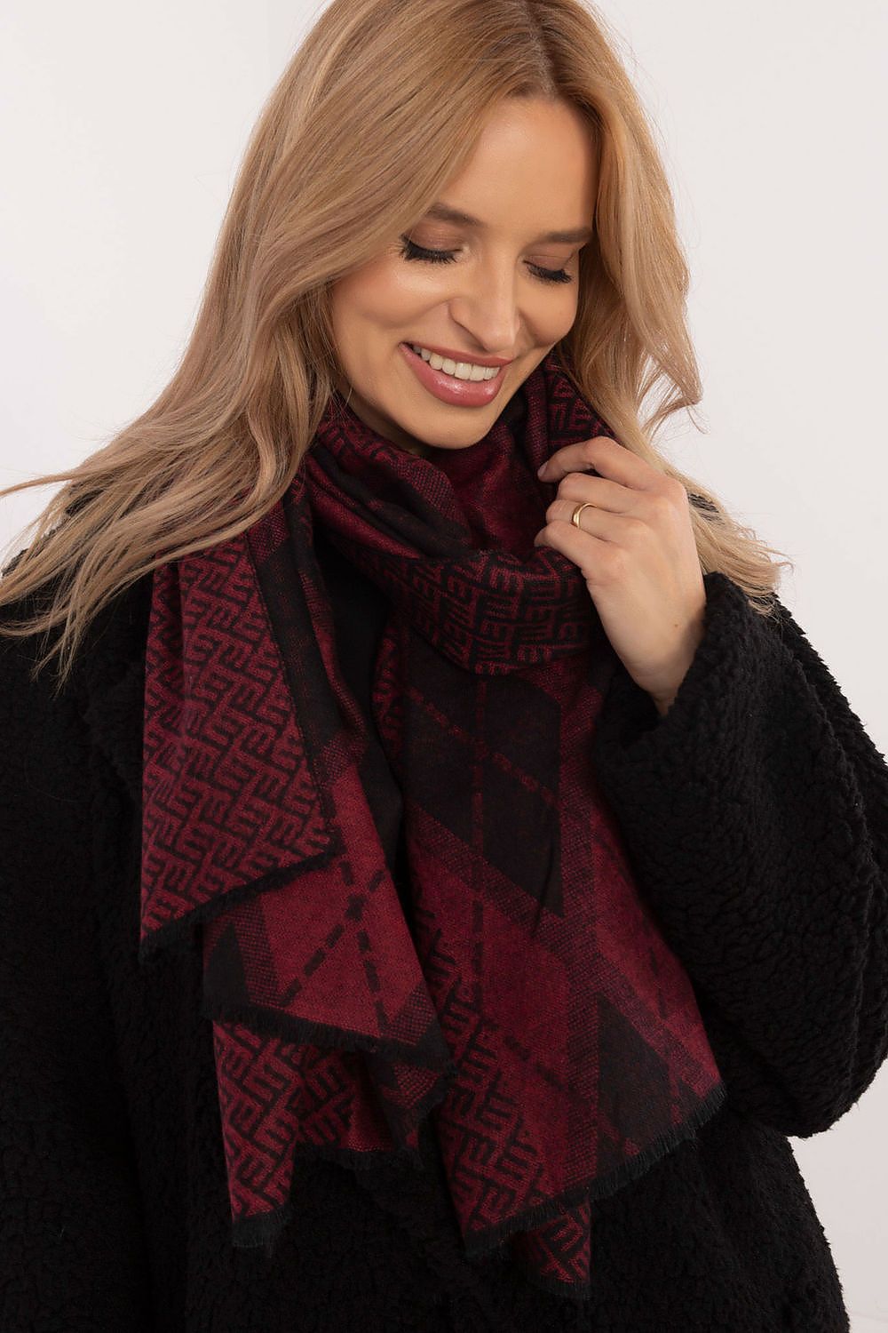 Viscose neckerchief scarf by AT, featuring a sophisticated geometric print, perfect for elevating any outfit.
