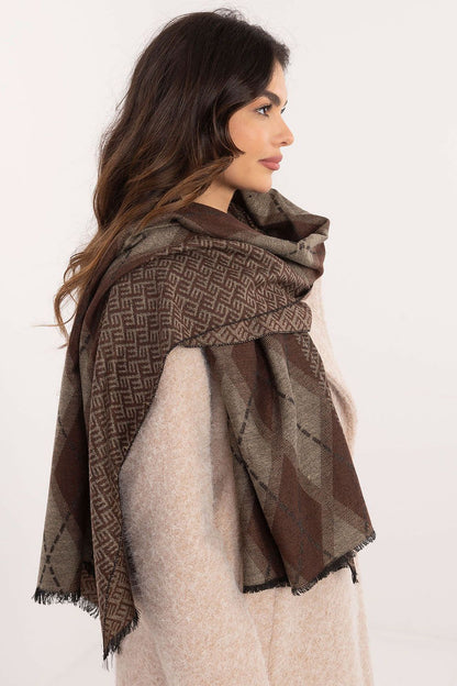 Close-up of the high-quality, lightweight viscose neckerchief scarf featuring a stylish geometric design by AT.