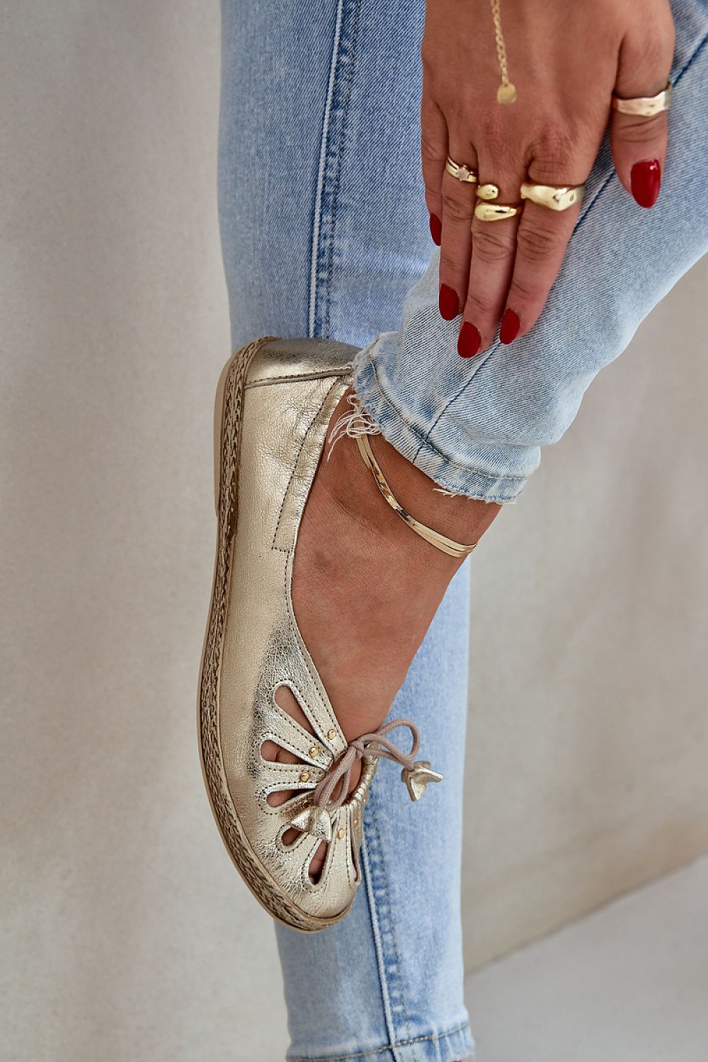 Elegant natural leather ballet flats by Step in Style featuring subtle lacing and delicate cutouts. Perfect for comfortable everyday wear, available in sizes EU 36-41.