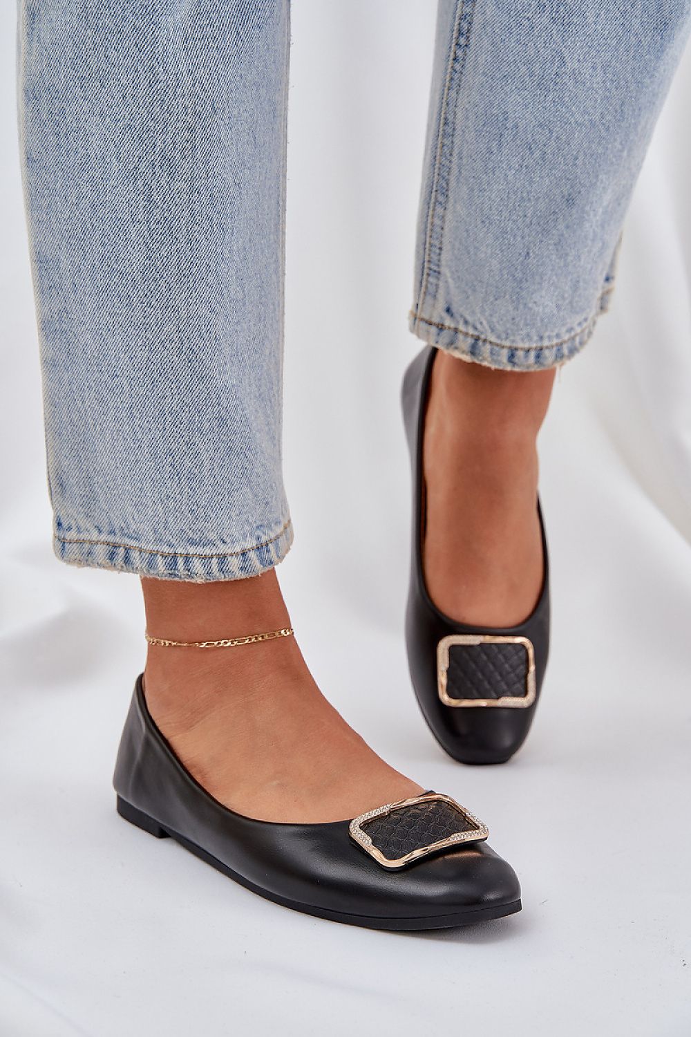 Step in Style eco leather ballet flats for women, showcasing an elegant design with rounded toes, perfect for both casual and chic outfits.