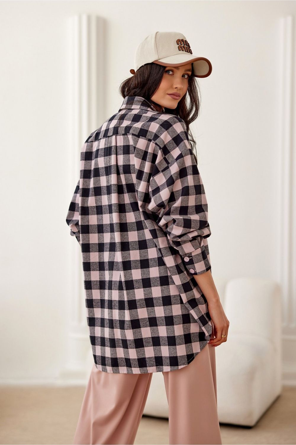 Roco Fashion Women's Long Sleeve Flannel Shirt in elegant style showcasing its unique elongated back, perfect for casual or special occasions.