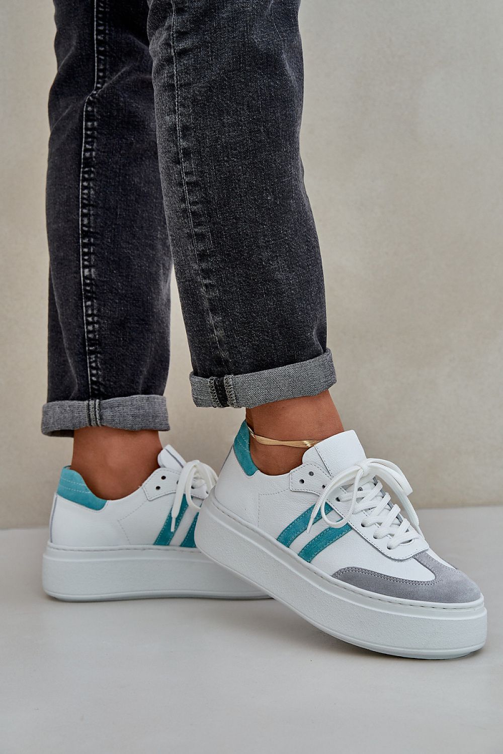 Elegant women's natural leather sneakers by Step in style, featuring a stylish low lace-up design for timeless sophistication.