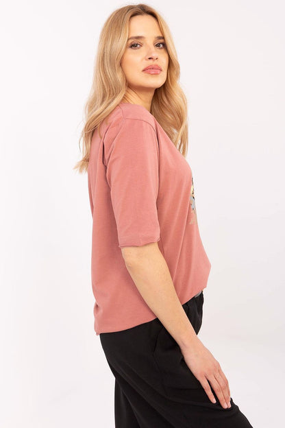 Stylish round neck blouse with animal print, designed by Factory Price, blending comfort and fashion in a refined women’s wardrobe essential.