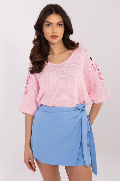 Stylish 3/4 sleeve women's sweater in floral print by Italy Moda, available in EU sizes 0-3, combining elegance and comfort for versatile wear.