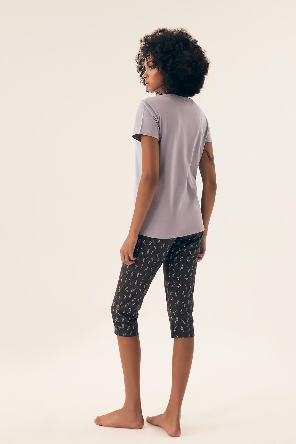 Close-up view of Henderson luxurious women's pajamas set in soft cotton, showcasing the trendy print and comfortable design for a perfect night's sleep.