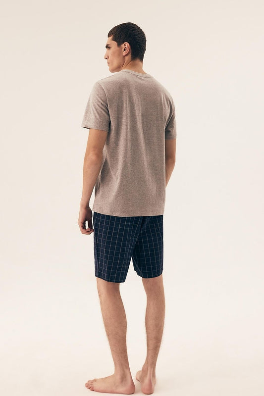 Henderson plush cotton short-sleeved pyjamas set elegantly packaged, featuring a chic print and comfortable drawstring shorts, ideal for gifting.