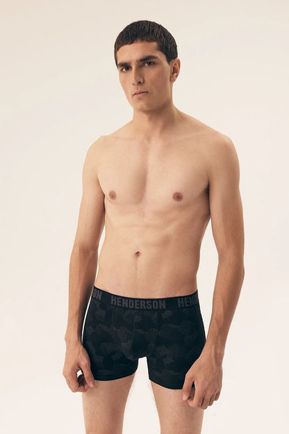Henderson Men's Boxers 2-Pack showcasing stylish cotton underwear with a trendy print and a classic solid design, perfect for luxury comfort and fit.