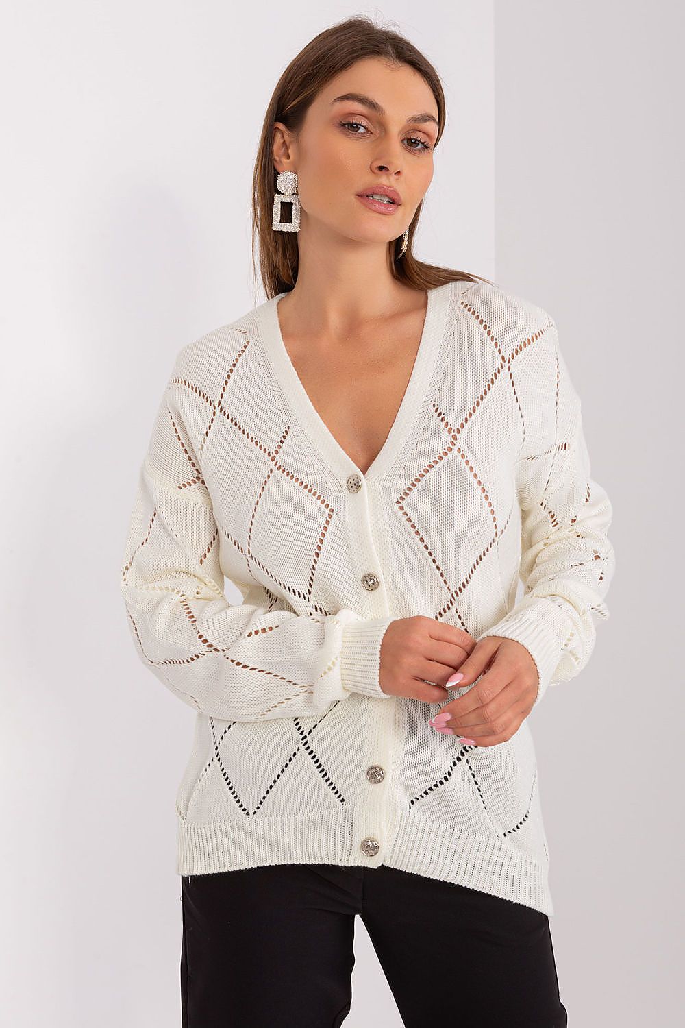 Sophisticated V-neck women's cardigan by Rue Paris, suitable for casual and elegant attire, EU Size 0.