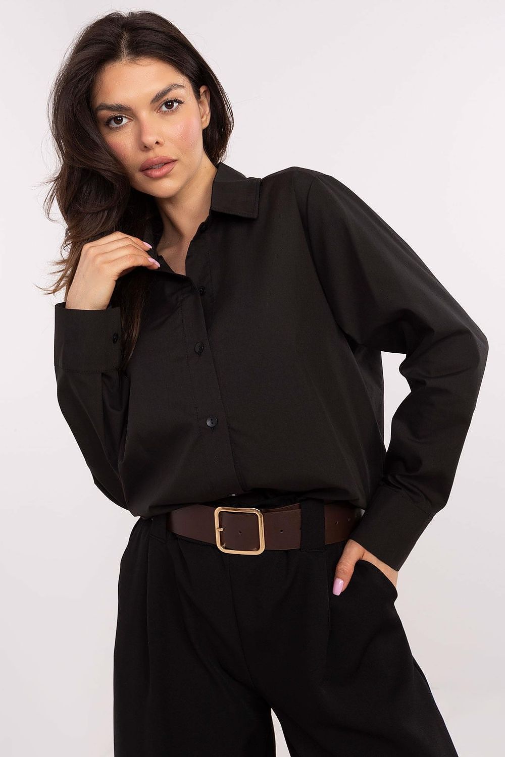 Elegant long sleeve cotton shirt for women by Lakerta, featuring a classic collar and perfect fit, ideal for formal and casual occasions.