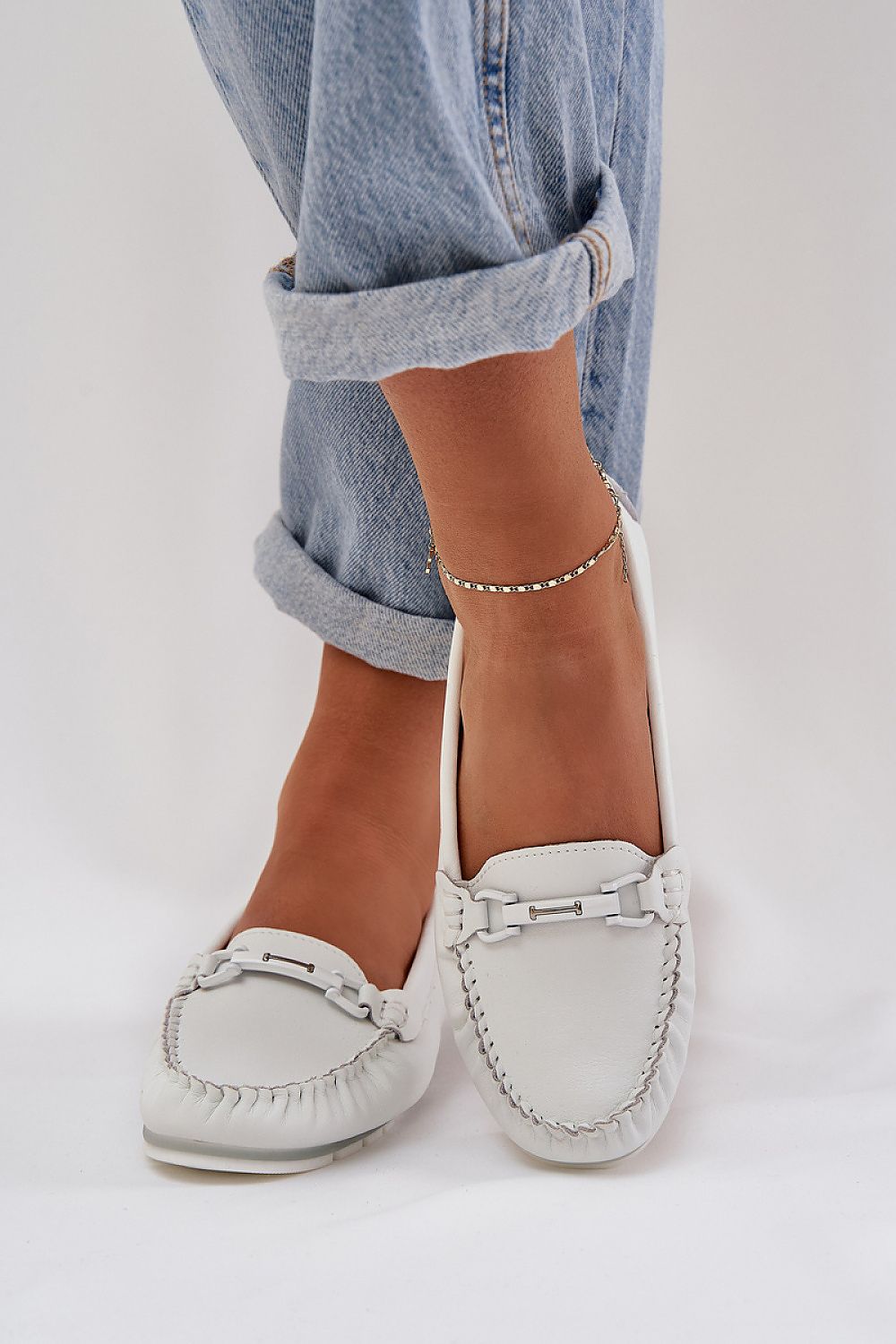 Step in Style S.Barski luxury women's moccasins, combining refined design and cushioned support for everyday elegance.