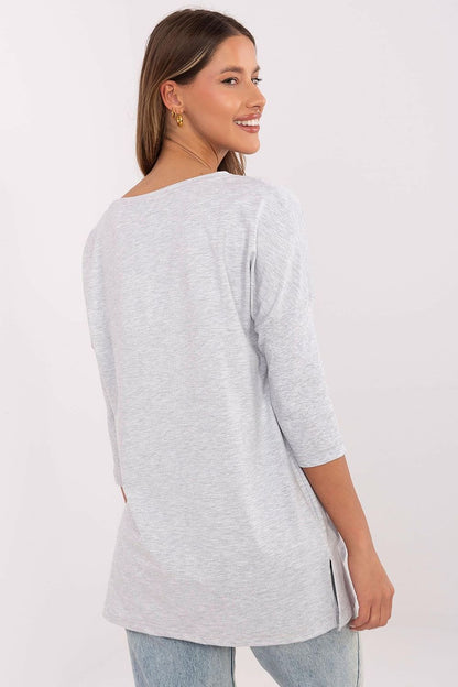 Factory Price chic women's blouse, made from a premium cotton and elastane blend, ideal for both casual and feminine styles, available in sizes S to XL.