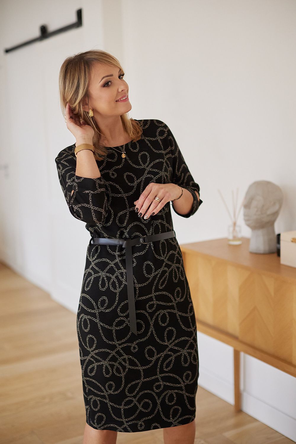 Elegant Luxury La Aurora daydress for women featuring a kimono top and eco-leather belt, designed for sizes EU 36-46, perfect for mature women.