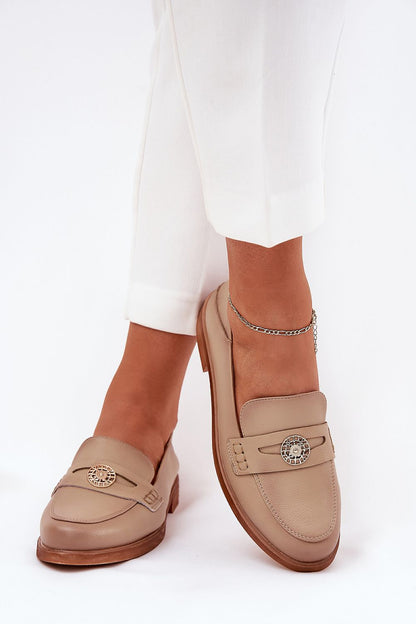 Sophisticated women's moccasins by Step in Style, featuring natural leather craftsmanship and stylish flat design, ideal for those seeking comfort and elegance.