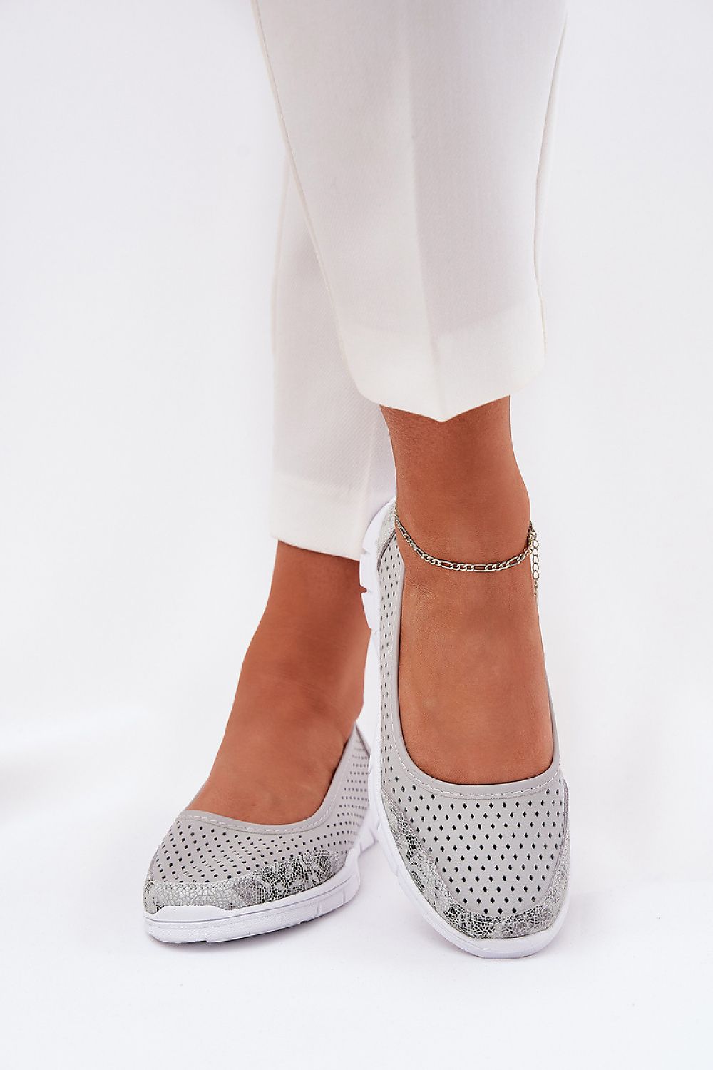 Chic natural leather ballet flats from Step in Style, designed with a soft leather insole and an exquisite lacy design, ideal for summer fashion.