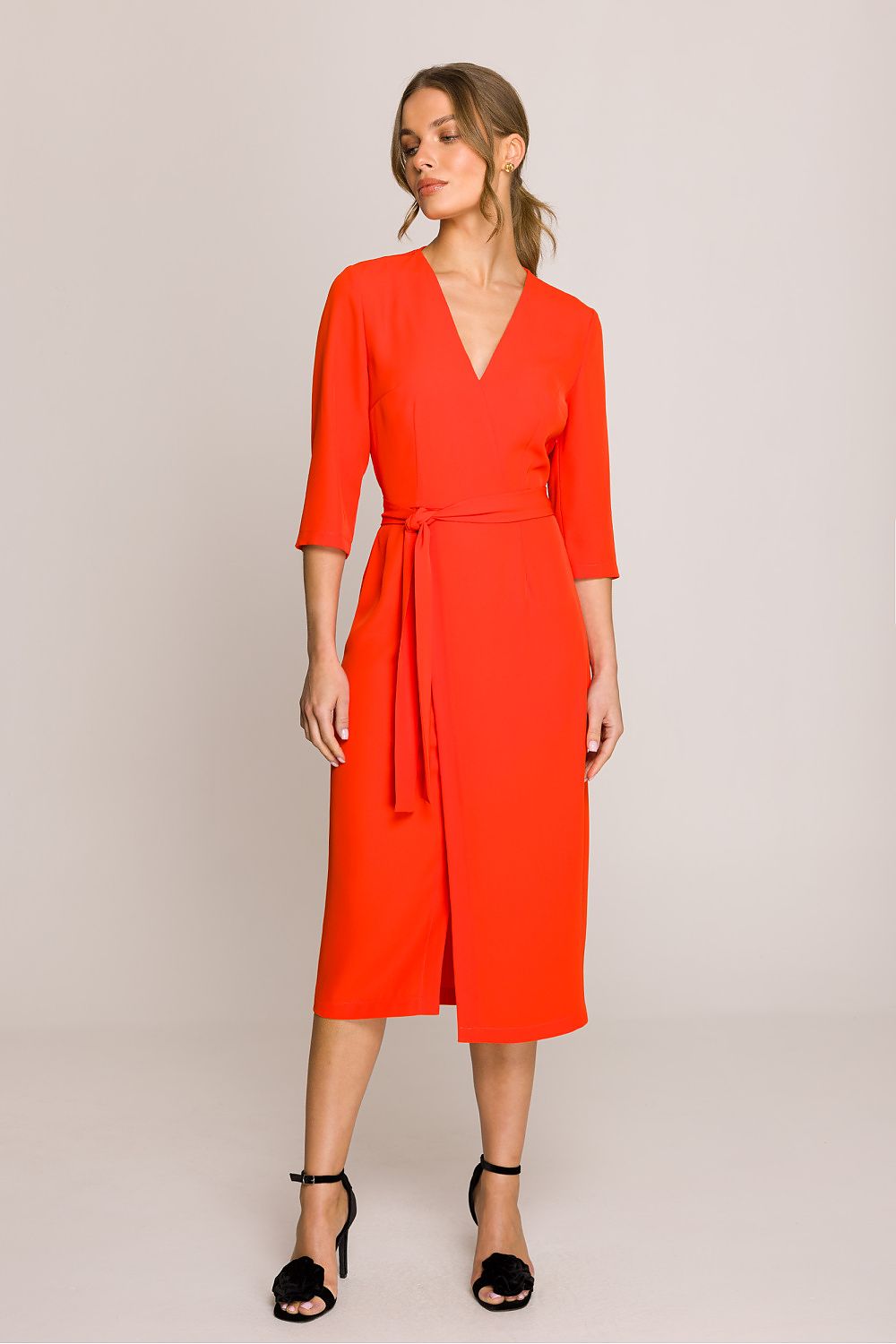 Stylove elegant midi dress with V-neckline showcasing delicate fitted silhouette, perfect for special occasions.