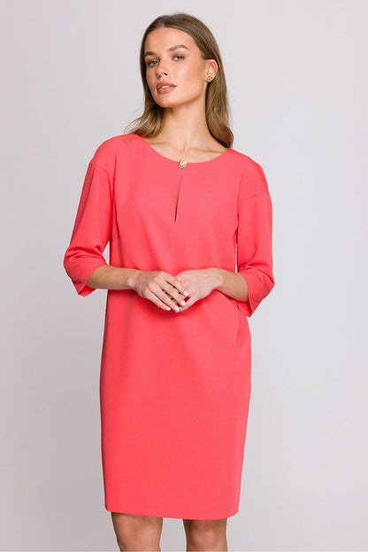 Stylove daydress with hidden back zipper, crafted from high quality fabrics for an elegant and comfortable fit.