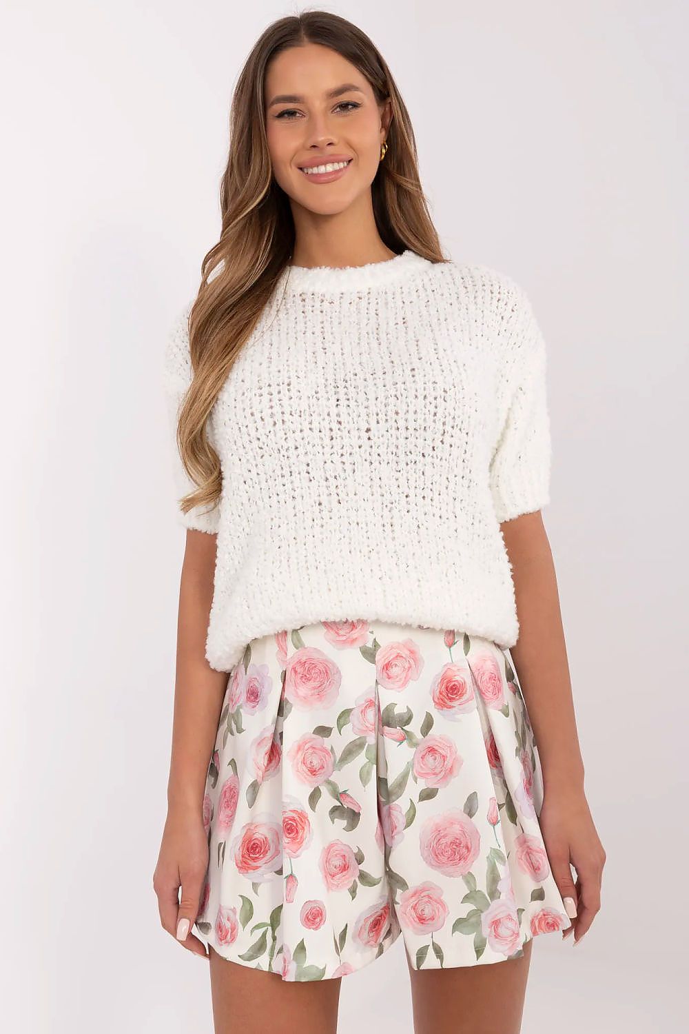 Front view of Italy Moda's luxurious women's floral high-waisted shorts, designed for elegance and freedom of movement.