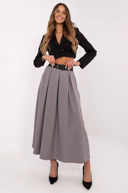 Stylish maxi skirt with practical side pockets from Italy Moda, designed for comfort and elegance, showcasing a smooth pattern suitable for versatile wear.