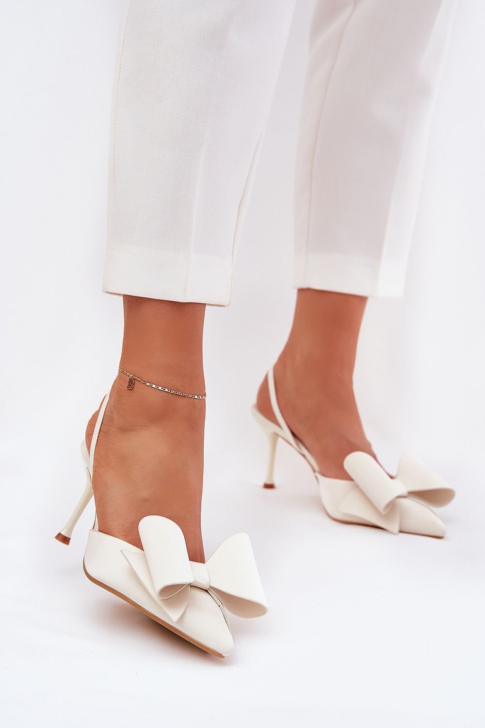 Stylish open-heel women's shoes from Step in Style, perfect for formal occasions, with an elegant 8cm heel.