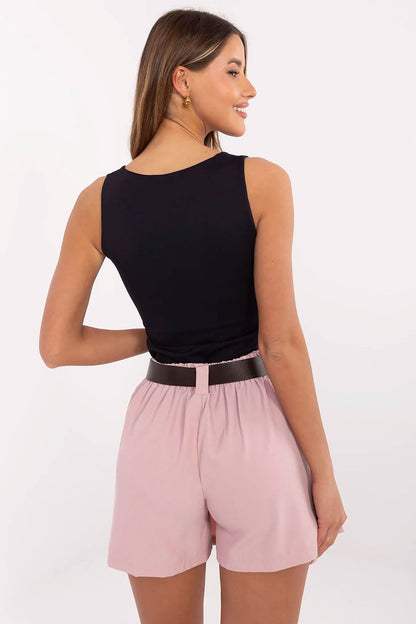 Sophisticated and stylish Italy Moda high-waist skirt shorts featuring elegant pleating, designed for effortless elegance and versatility in any wardrobe.