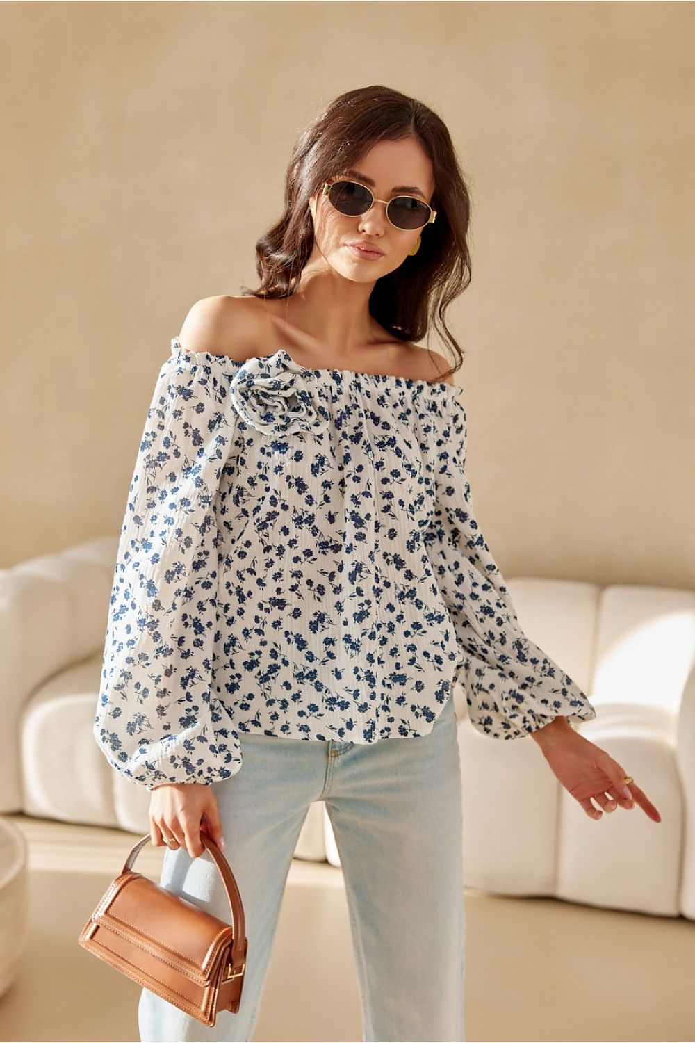 Elegant display of Roco Fashion Blouse in sizes EU 36-40 US 4-8, showcasing its sophisticated design and luxurious fabric.