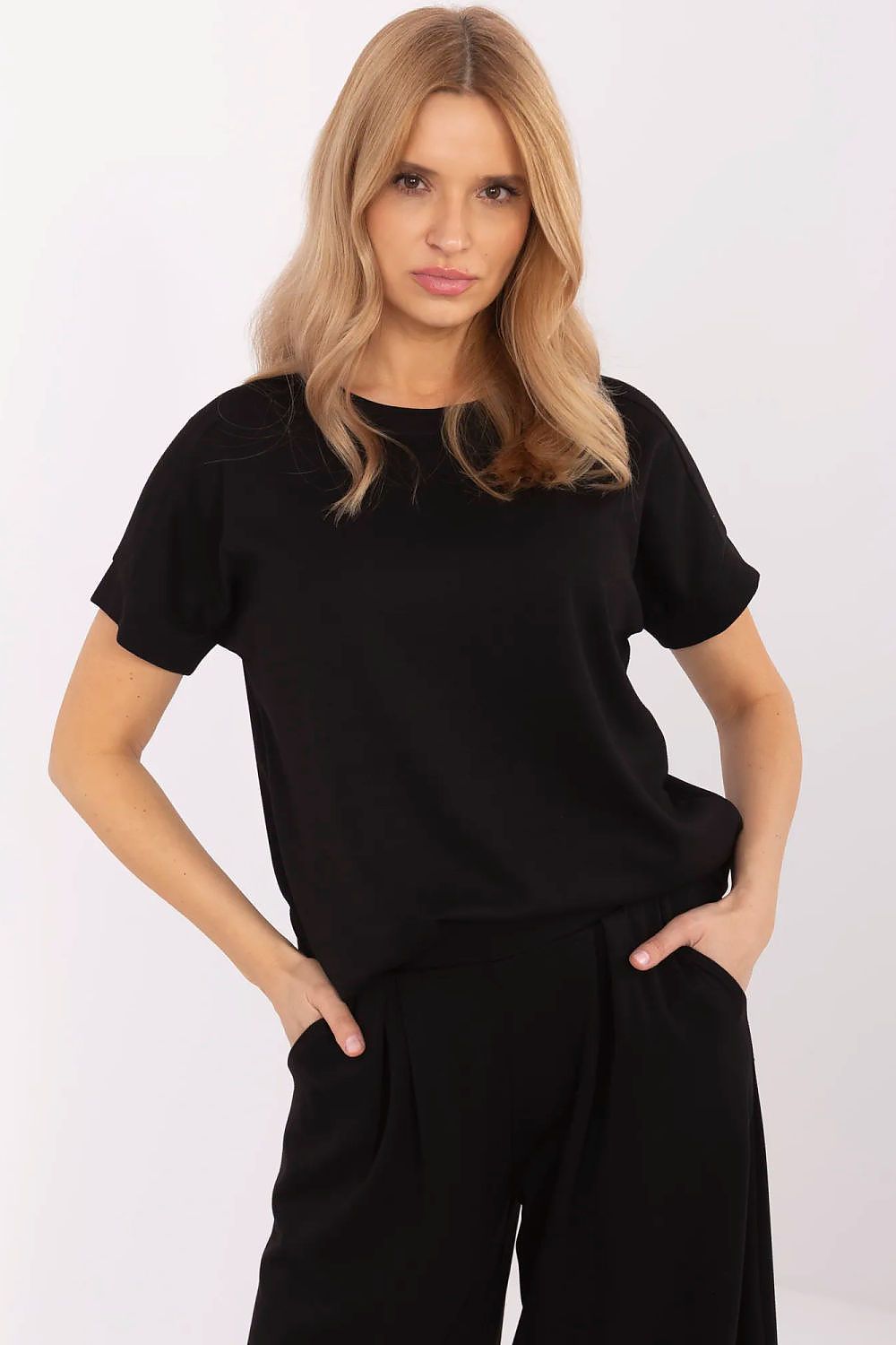 luxurious Casual Classic Blouse in soft viscose-polyester, designed by Relevance, perfect for sophisticated everyday outfits, available in EU sizes 0-4.