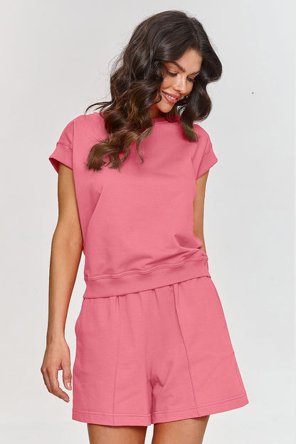 Makadamia loose fit summer tracksuit with a sophisticated design and elastic waistband shorts for an enhanced silhouette.