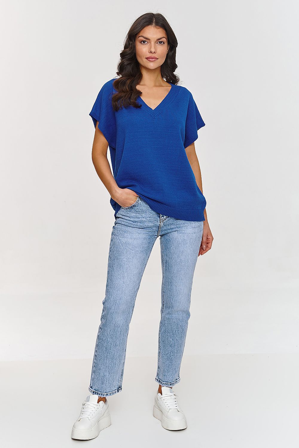 Stylish detail of the Makadamia oversized gilet vest fabric blend, highlighting the quality and durability of PBT, nylon, and viscose, perfect for modern fashionistas.