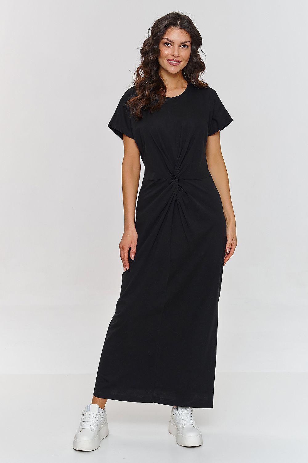 Complete look featuring Makadamia Women's maxi dress paired with chic sandals, demonstrating its elegant and modern appeal.