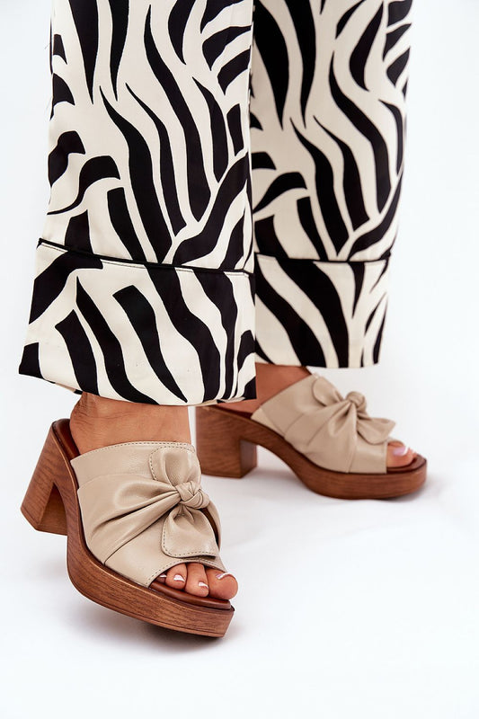 Luxury Jezzi Women's Elegant Eco-Friendly Leather Slippers with Chunky 8cm Heel in EU Sizes 36-40, showcasing sophisticated comfort and modern feminine style.