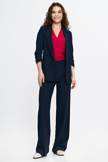 Nife designer women's blazer highlighting its sophisticated shoulder pads and chic 3/4 sleeves, ideal for fashionable women's wear.