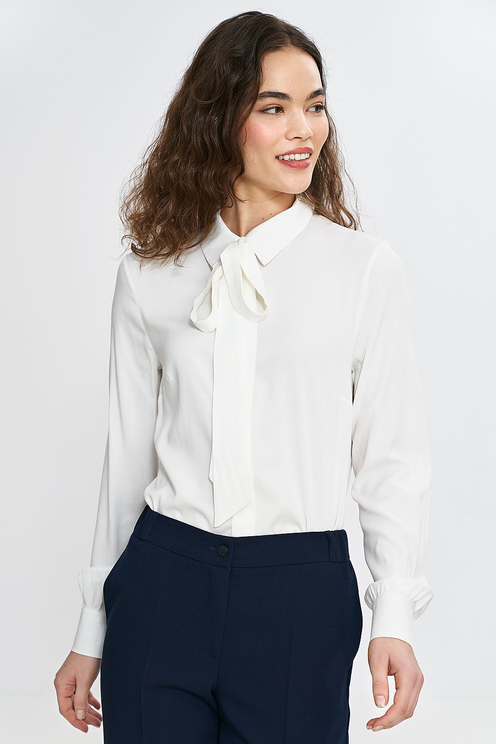 Luxurious lightweight viscose material shirt for women by Nife, displaying an elegant design with a collar scarf and formal long sleeves, ideal for office wear and sophisticated events.