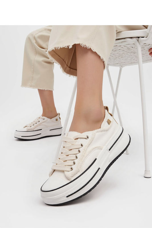 Close-up of Inello ROGUE White Chunky Sneakers highlighting the unique frayed material texture, ideal for fashion-forward street style.