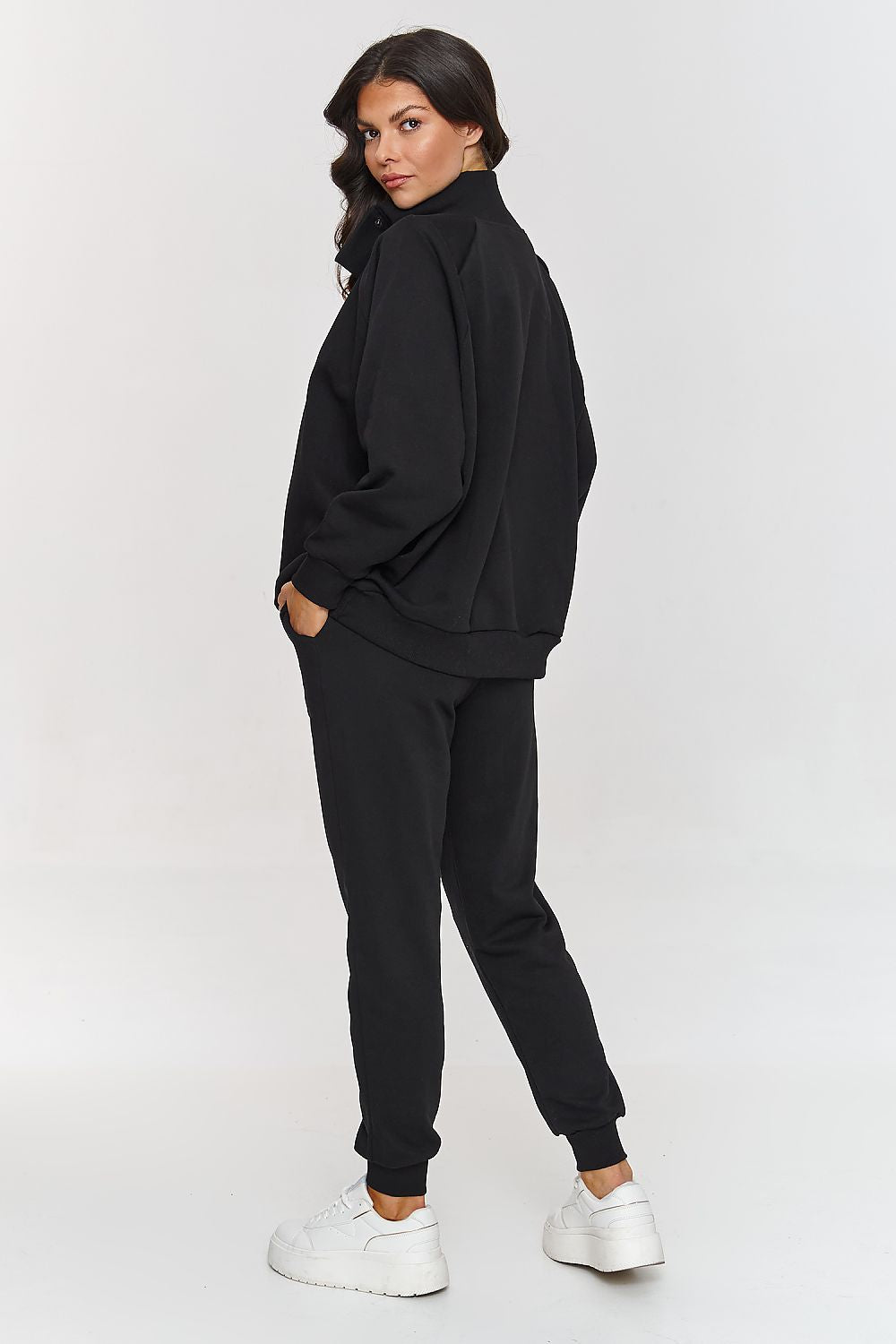 Elegant cotton blend blouse and sweatpants set by Makadamia, showcasing a minimalist design perfect for casual sophistication.