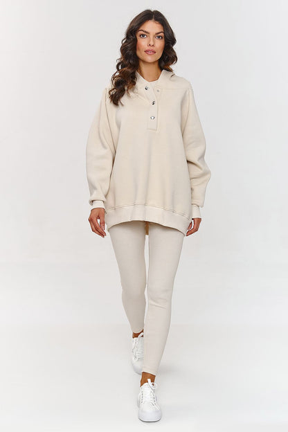 Complete 3-in-1 stylish set by Makadamia showcasing the high-quality cotton sweatshirt, ribbed top, and coordinating leggings for a refined fashion statement.