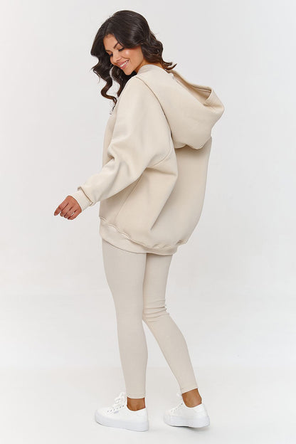 Chic ribbed top by Makadamia, featuring a flattering round neckline, perfect for sophisticated layering and enhancing your everyday wardrobe.