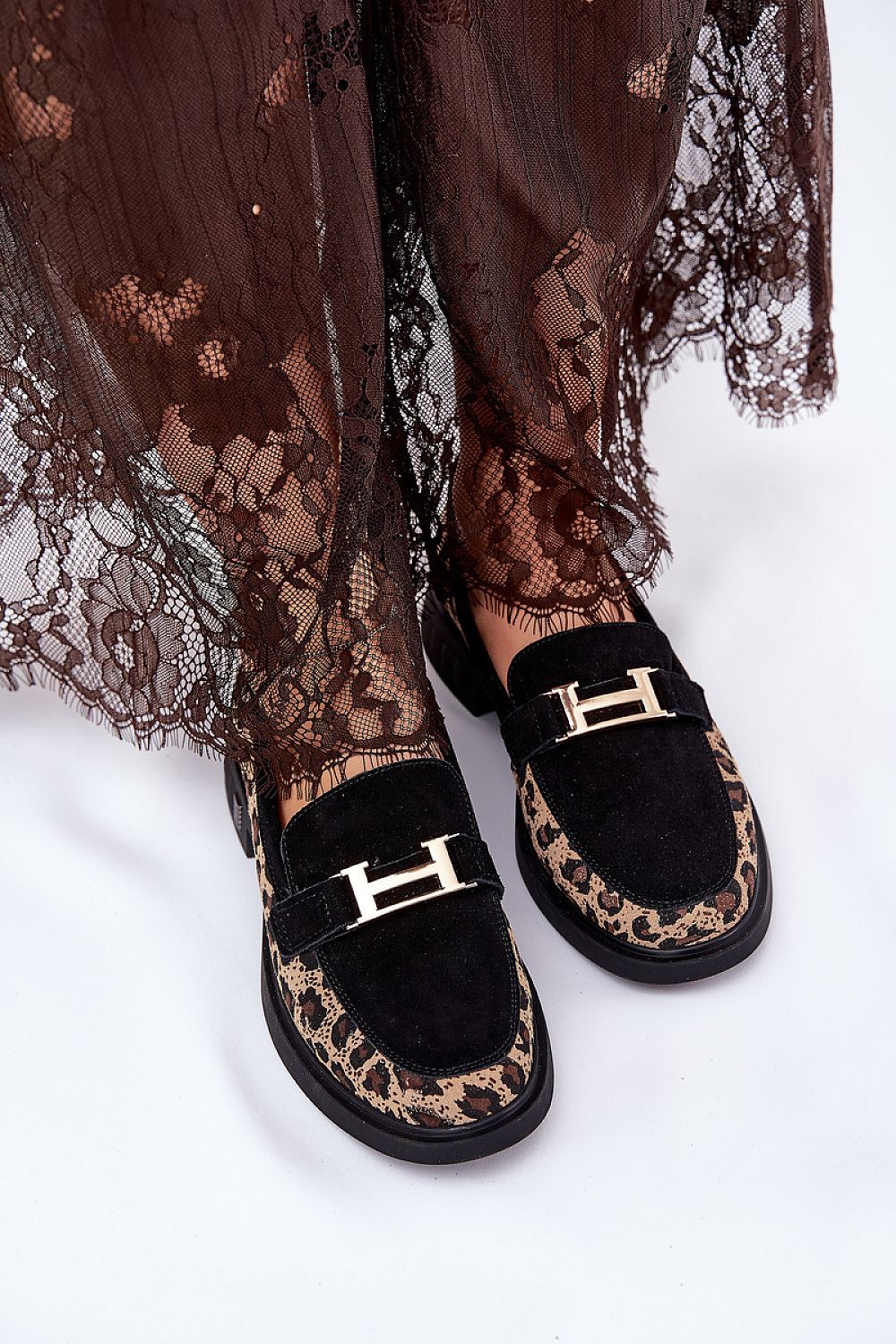 Vinceza leopard print moccasins displayed with multiple size options from EU 36 to EU 40, offering a chic and comfortable footwear choice for discerning women.