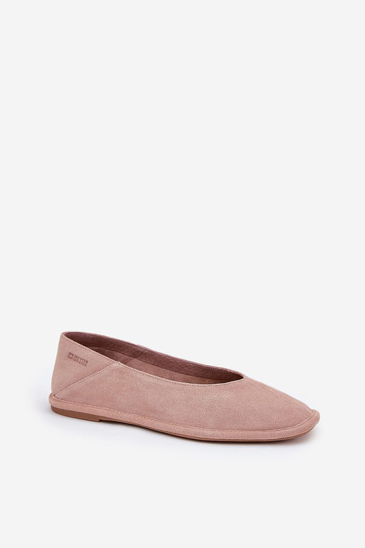 Elegant women's suede ballet flats from Step in Style, size EU 36-41, showcasing a refined design ideal for chic everyday wear.