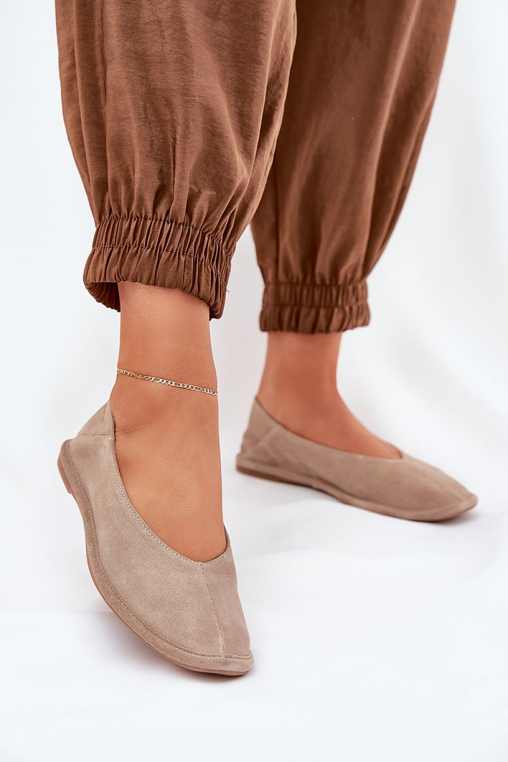 Stylish women's ballet flats by Step in Style, featuring a classic rounded toe and a 1 cm heel, designed for ultimate comfort and elegance.