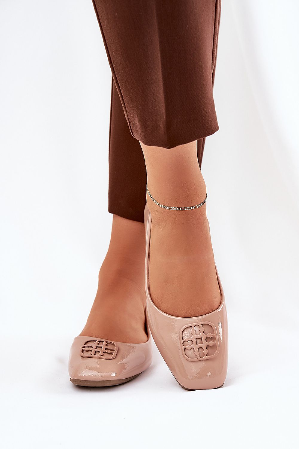Elegant eco leather ballet flats for women in rounded toe design by Step in Style, showcasing luxury comfort for sizes EU 36-41.